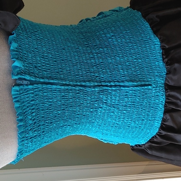 Vintage Canadian Designer Teal and Black Ruffled Dress Size 9 - Picture 3 of 10